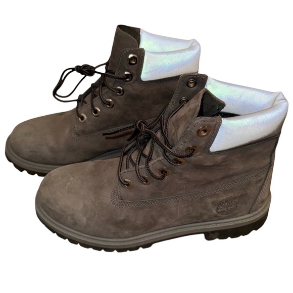 Timberland Grey Reflective Boots Men’s size 5/Womens size 7 - Picture 1 of 3